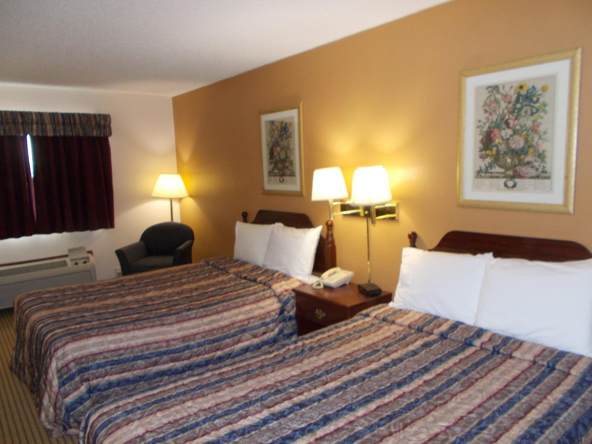 Royalton Inn And Suites, Wilmington,Ohio Zewnętrze zdjęcie